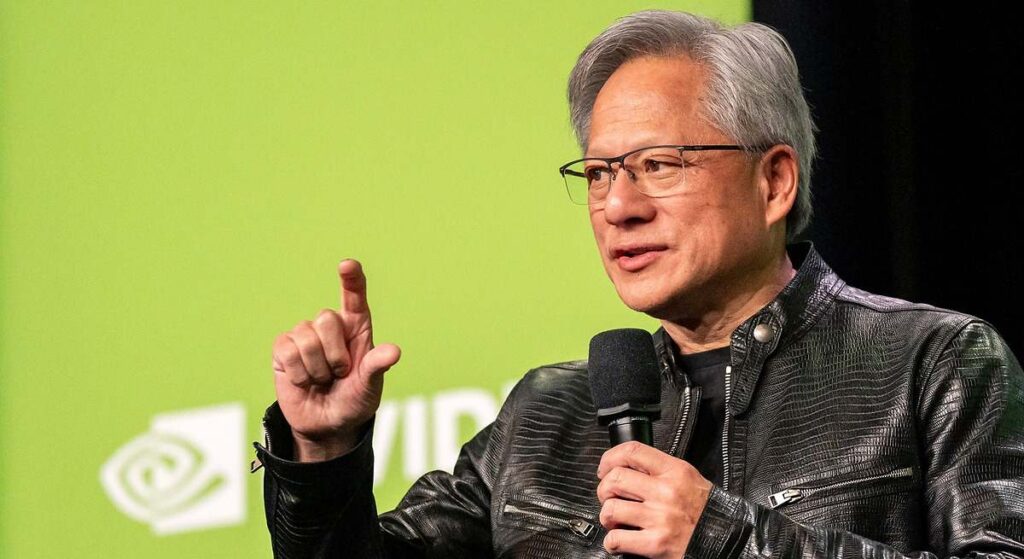 Jensen Huang saca músculo y afirma que Nvidia está desbordada por la demanda del superchip Blackwell