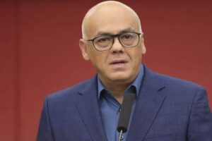 Jorge Rodríguez acusó a Edmundo González de ser un "mentiroso compulsivo"