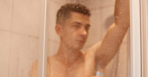 Jugador de Uruguay se tarda 10 minutos en la ducha y deja sin agua a Maturín