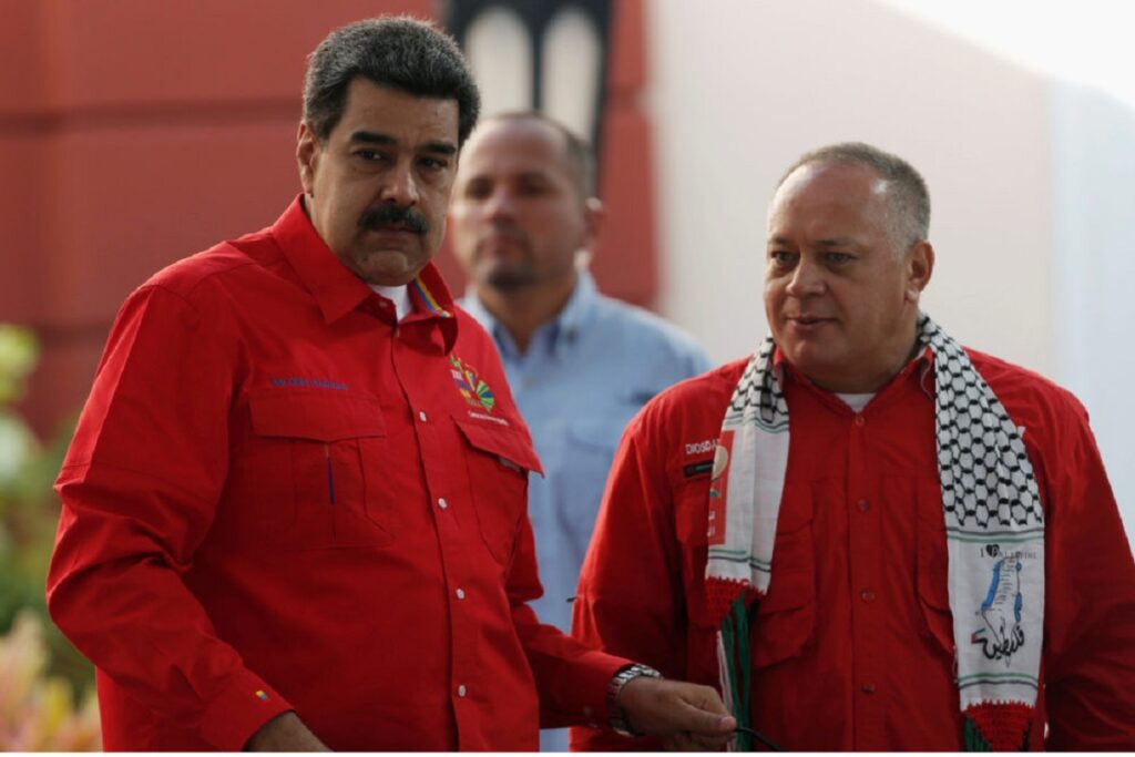 Justicia argentina ordenó captura de Maduro y Cabello por crímenes de lesa humanidad