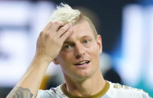 Kroos se pronunció sobre informe de la Uefa por mano de Cucurella