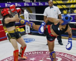 La Guaira sede del primer kickboxing de playa en Venezuela