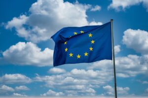 La UE mantiene su postura de no reconocer victoria de Maduro