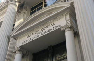 Banca y Negocios