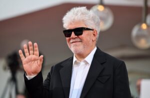 'La habitación de al lado' de Almodóvar gana el León de Oro en Venecia