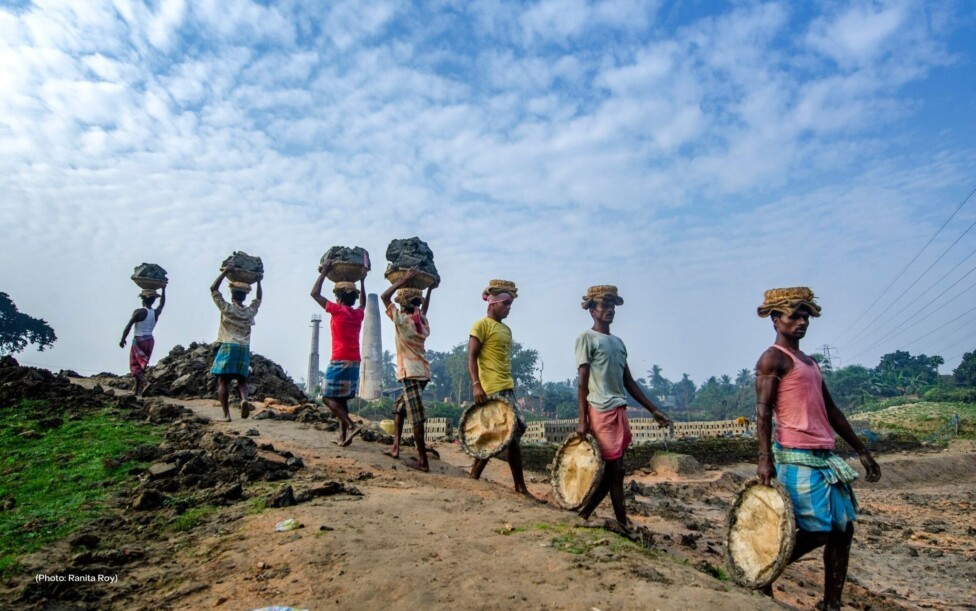 Liberar el trabajo forzoso incrementaría la riqueza mundial