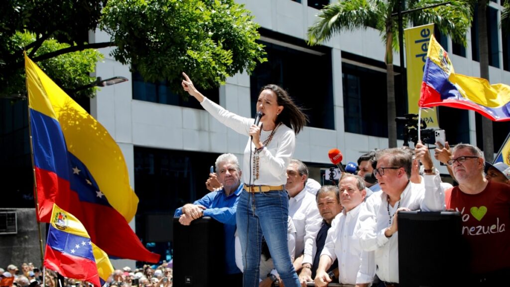 Líder opositora de Venezuela, Machado, dice que EEUU debería hacer más en disputa electoral