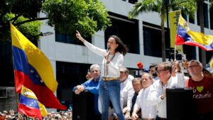 Líder opositora de Venezuela, Machado, dice que EEUU debería hacer más en disputa electoral