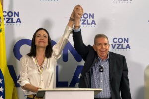 MCM tras orden de aprehensión contra González Urrutia: "Solo logran cohesionarnos más"