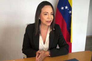 Machado invita a la protesta del #28Sep para defender