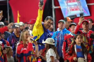 Maduro llama a Feijóo "ladrón vinculado al narcotráfico" y califica a Ayuso de "falangista"