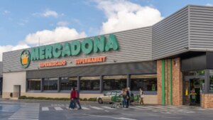 Mercadona sorprende a la generación EGB con la vuelta de estos míticos caramelos