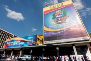 Migrantes venezolanos que solicitaron pasaportes en consulados deberán retirarlos en la sede principal del Saime: detalles