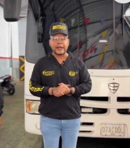Multan y suspenden a transportista por conducir a alta velocidad