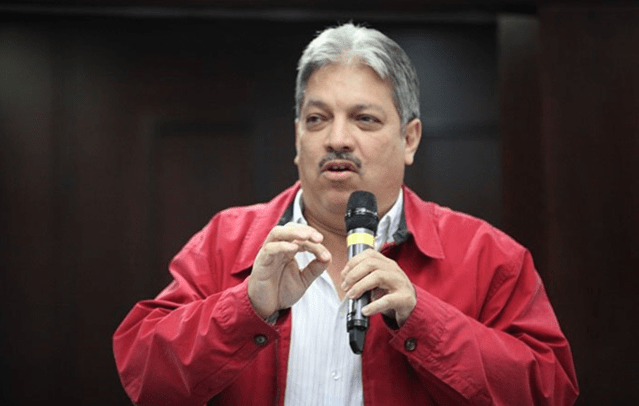 Nombran a los gobernadores encargados de Miranda y Apure