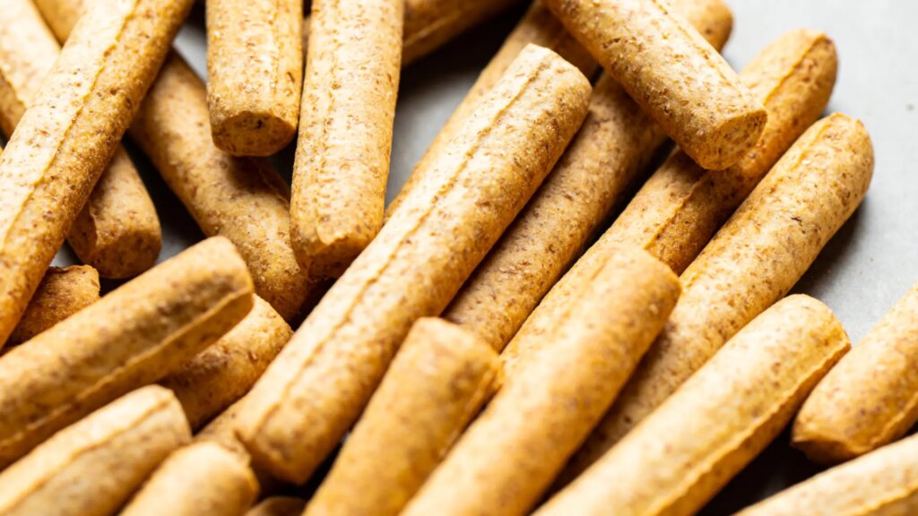 Palitos crujientes proteicos, un snack sin gluten ni azúcares muy fácil de hacer