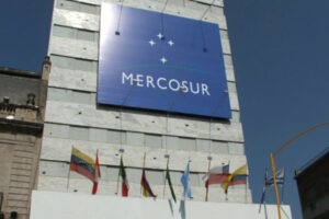 Banca y Negocios