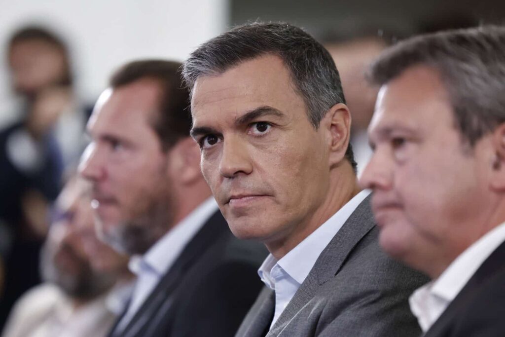 Pedro Sánchez exige a Maduro la publicación y verificación independiente de las actas electorales