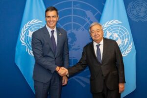 Pedro Sánchez y Antonio Guterres se reunieron en la ONU para abordar la situación en Venezuela y en Líbano