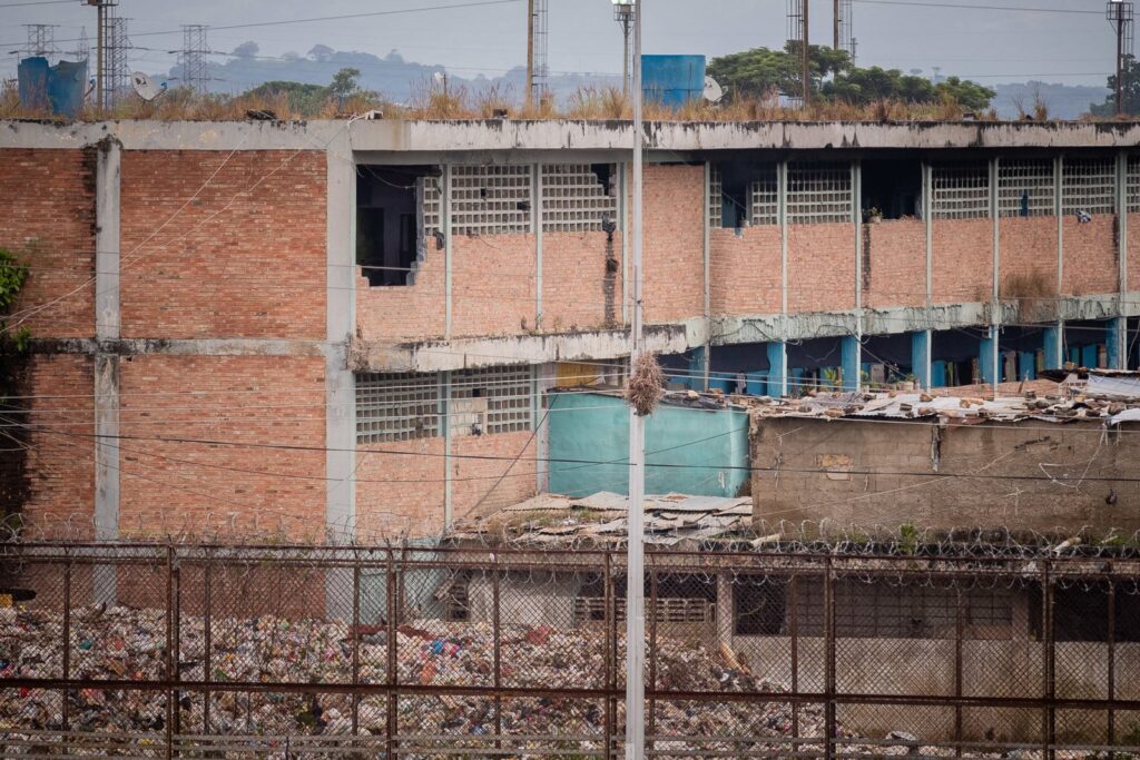 Piden la liberación de un detenido en Tocorón que padece de un quiste cerebral