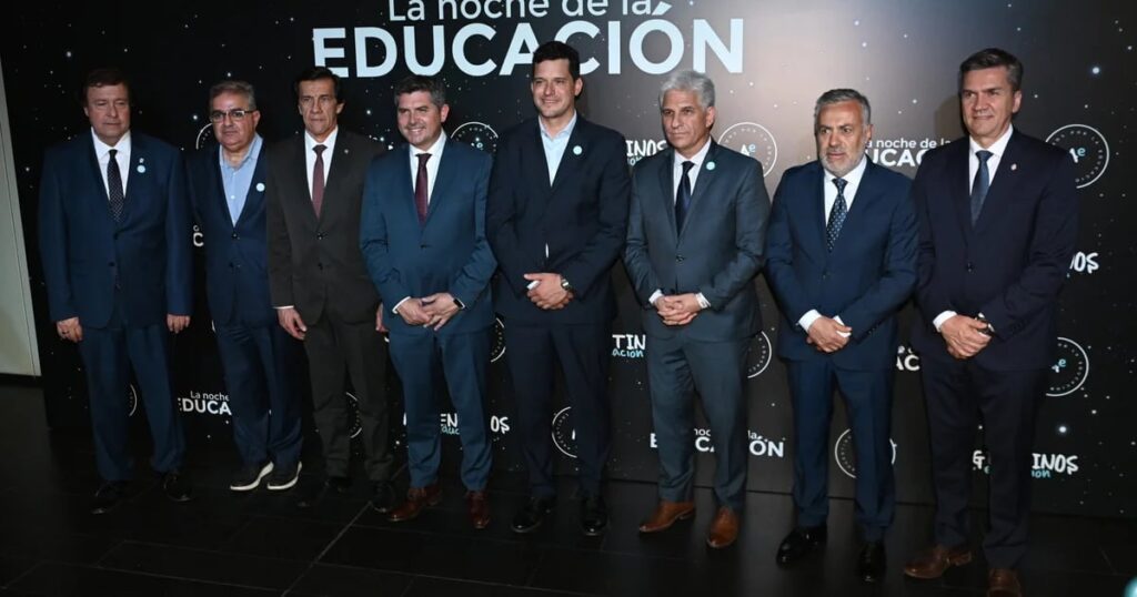 Previo al Día del Maestro, presentaron un “Acuerdo por la Educación” con 10 prioridades para la mejora