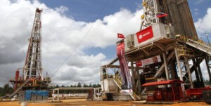 Producción de petróleo cayó 1.000 bpd en agosto, hasta los 927.000