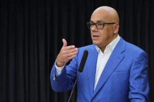 Rodríguez pide a los diputados venezolanos que aprueben una resolución para cortar relaciones con España