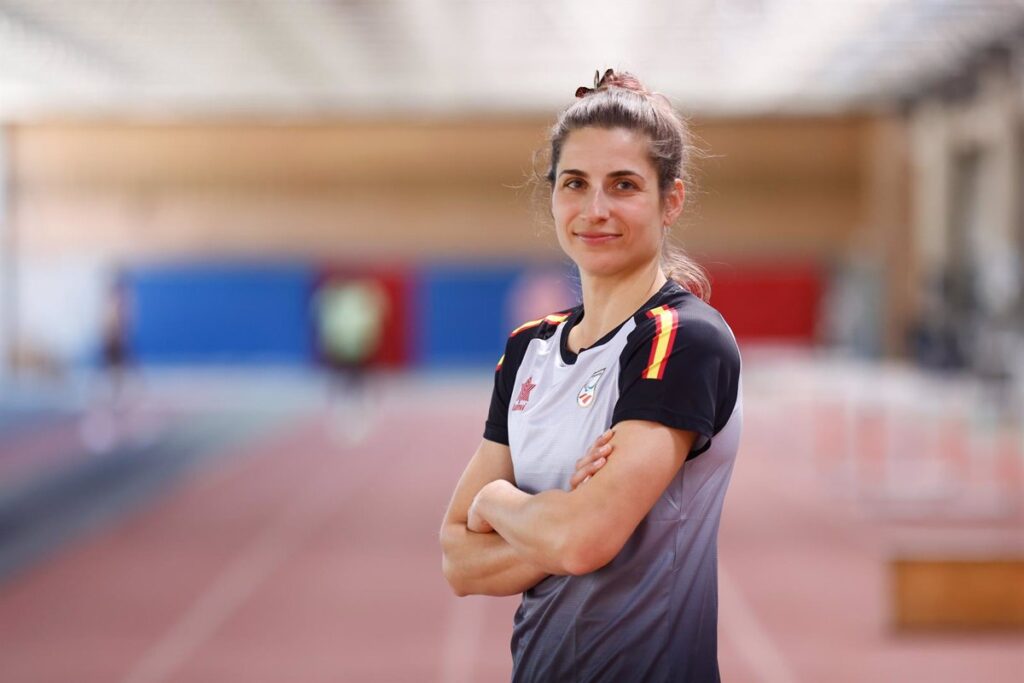 Sara Martínez logra la plata en longitud T12 de Paris 2024