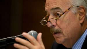 Piden orden de arresto de Maduro. Uruguay se suma a denuncia en CPI.