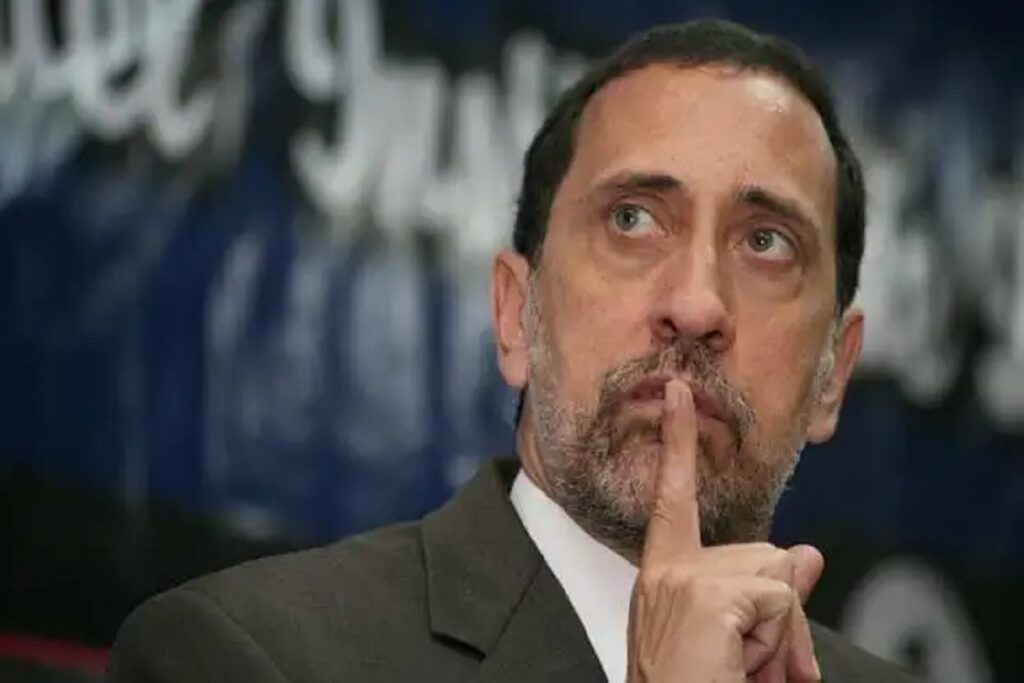 "Te pido que reconsideres la renuncia y que emprendamos una nueva etapa": Guerra envió carta a Capriles