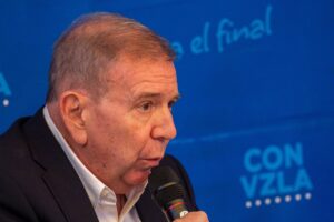 “Todo sigue igual”, la opinión de opositores tras salida de González