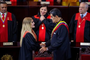 ÚLTIMA HORA | Cancillería califica como "nuevo crimen de agresión" sanciones de EE.UU. a 16 funcionarios venezolanos - AlbertoNews
