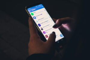Ucrania prohíbe Telegram en los móviles de funcionarios y militares
