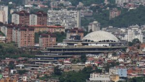 Un marinero de la Armada estadounidense está detenido en Venezuela, dice el Pentágono