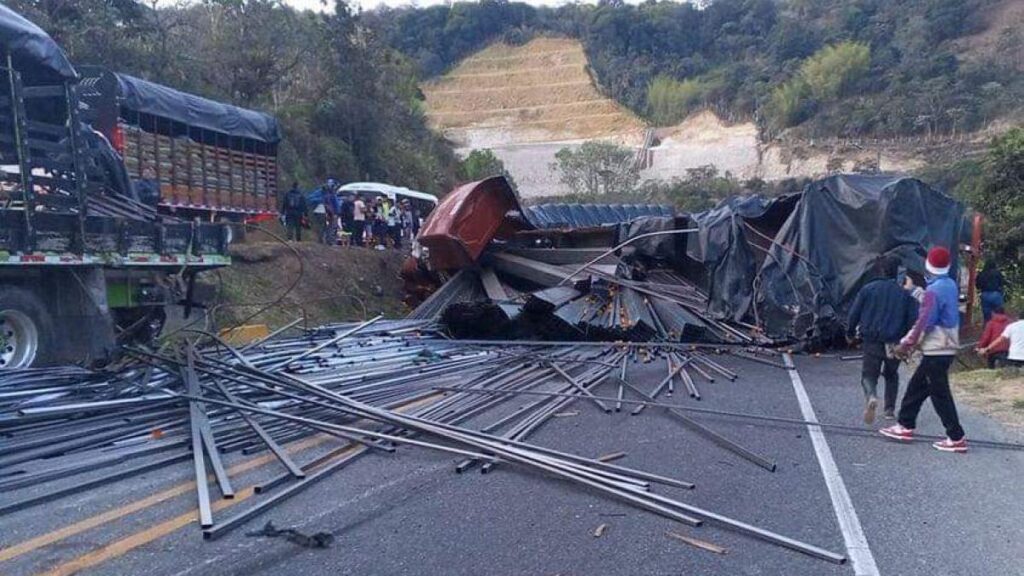 Una persona perdió la vida en aparatoso accidente en plena vía Panamericana, ¿de quién se trata?