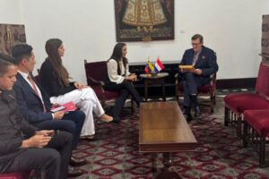 Venezuela acusa a Países Bajos de encubrir actividades ilegales