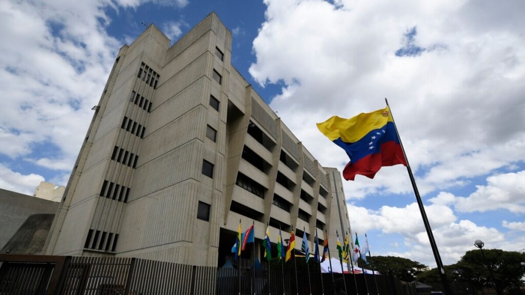 Venezuela dice que marinero estadounidense detenido ingresó “sin ningún tipo de documento”