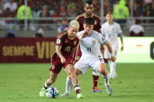 Venezuela y Uruguay empataron 0-0 por las Eliminatorias y se mantienen en zona de clasificación al Mundial 2026 - AlbertoNews
