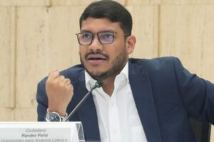 Vicecanciller chavista arremetió contra Gabriel Boric por sus declaraciones sobre Venezuela ante la ONU