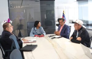 Vicepresidenta se reunió con gobernadores opositores