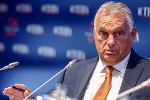 Viktor Orban, en el Foro Ambrosetti: "¿Quién decide si necesitamos o no inmigración? ¿Bruselas? Es imposible"