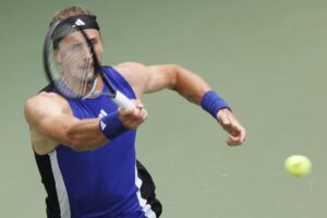 Zverev impone su poderío al saque y se cita con Fritz en cuartos - AlbertoNews