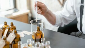 científicos lograron volver transparente la piel de ratones