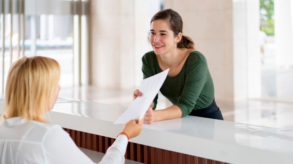 cómo conseguir trabajo en atención al cliente