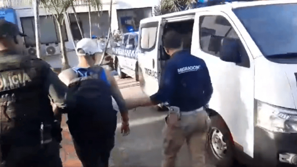extranjero israelí fue sorprendido con una menor de edad en un hotel