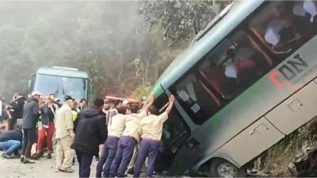 hay dos turistas argentinos heridos