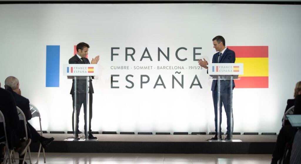 por qué Francia ya paga más por su deuda que España