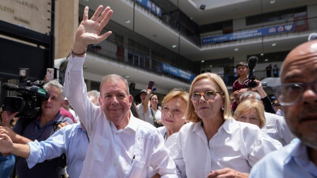 varios países condenan orden de arresto contra Edmundo González