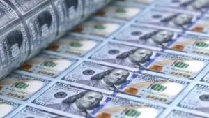 ¡Mosca!: Billetes de $ mutilados, desgastados y en mal estado, no se aceptarán en EEUU después de septiembre