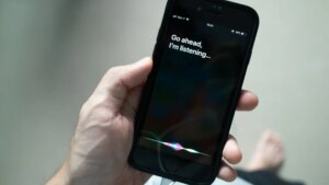¿El móvil escucha nuestras conversaciones? Así funciona 'Escucha Activa' para mostrar anuncios personalizados